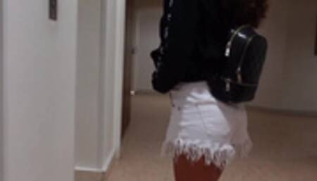 la porto su in albergo e gli spacco il culo????​