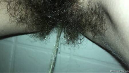 Bushy Squatting and Shower Pees HD