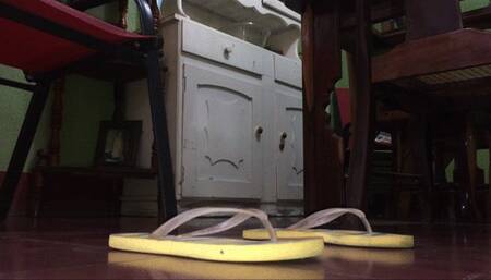 EXTREME SHOEPLAY IN YELLOW FLIP FLOPS BY LILIAN