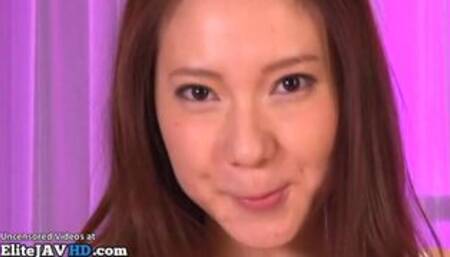 Japanese natural busty babe satisfies horny guy