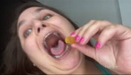 Turning money into gummy bears and eating them! Findom gummy bear vore