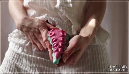 My Own Strapon Makes Me Cum