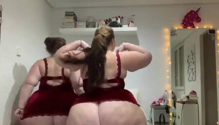 Young English BBW Bbw booty striptease nude posing