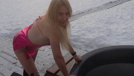 Beenie's hot tub adventure.