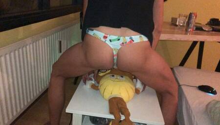 Sit on my sunollys face 20min+