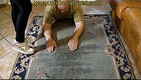 The brutal Miss Krystal extreme trample and hands destruction under Sneakers (HARD VIDEO)