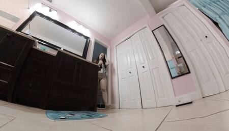 **VR 360** Caught Spying On Giantess Beauties Mia Hope & Rachel Adams