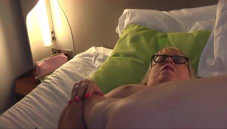 Lexie has fun with a Fan who licks her out