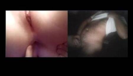 Русская школьница показала свои красивые дырочки в чат рулетке и помогла кончить.