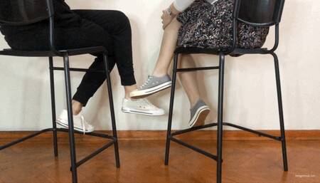 CONVERSE SNEAKERS SMELLY FEET - MP4 Mobile Version