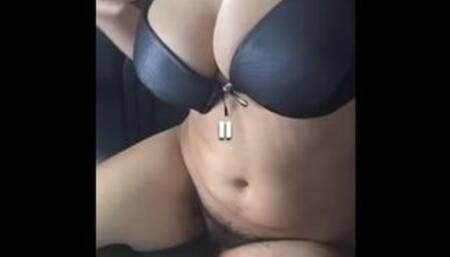 First tinder date I had random stranger pick me up at lunch break at work behind hooters for car sex