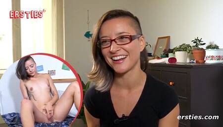 Beautiful wooer's solo girl clip