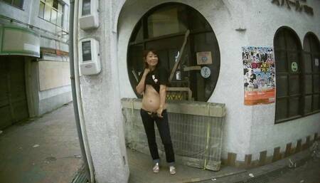 MILF in ultra low rise jeans outdoors..