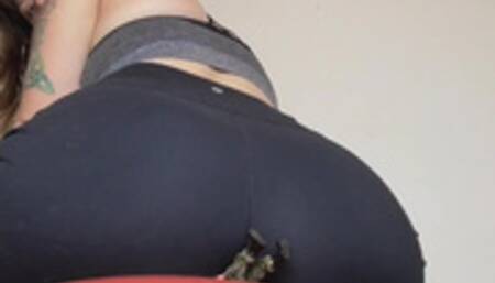 GIRLFRIEND SHRINKS YOU AND FARTS ON YOU