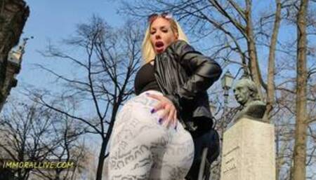 Kyra Hot BLONDE Bombshell with BIG ASS Wants a CREAMPIE – Immoral Family 4k