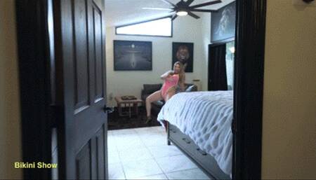 Coco Vandi in Theme Park Vacation with Free Use step Mom - Bikini Show (HD-1080p)