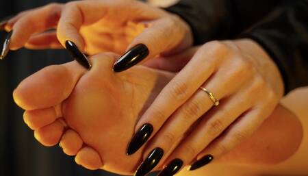 Goddess touching the calluses on her feet (1080p)