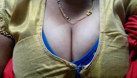 Indian aunty Red saree with boyfriend sex enjoy