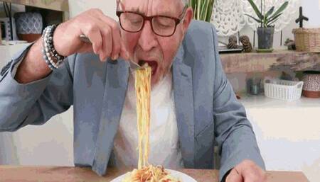 Lunch for the boss MP4(1280x720)FHD