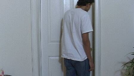 The peeping Tom CFNM-SD