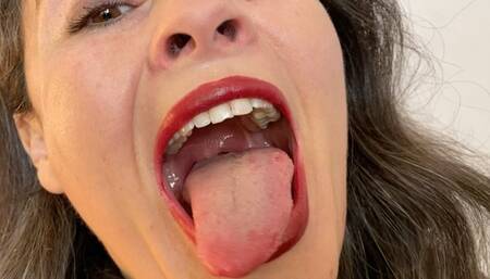 chew and swallow whole bears mp4