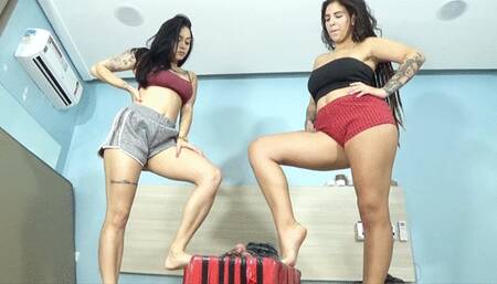 DOUBLE FART INTERRACIAL DOMINATION BY PEROLA PUCCA, SCARLET WIND AND DANIEL SANTIAGO ( CAMERA BY BRITNEY HUNTER) FULL HD