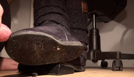 Tiny penis meets Tanja in winterboots on the secretary pedestal - Cam 2