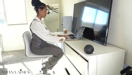 I have to pee and fart excuse me hd