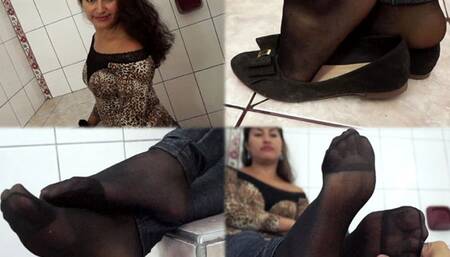 Brisa's warm and shaped feet in worn reinforced toe - MOV