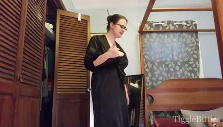 Tig Catches a Bra Perv