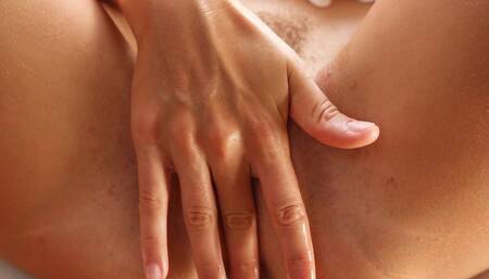 Charlotte charming lady show her splendid  pussy lips -close up