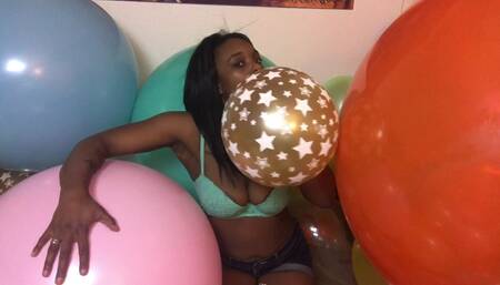 Star Printed Balloon Blow to Pop