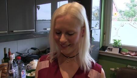 HeiÃŸe Lesben - Ficken statt putzen