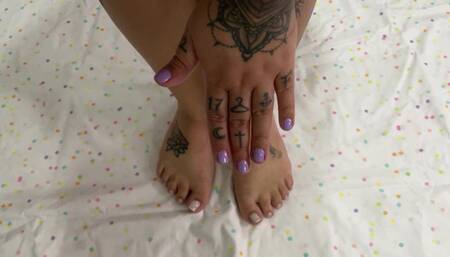 open my pussy fingering