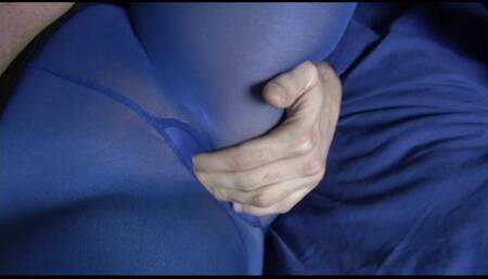18 Blue Nylon pantyhose Fuck and Cum