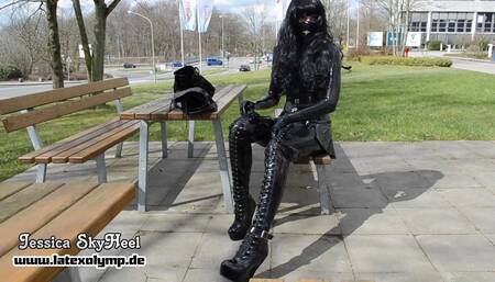 Full Rubberdoll changing High Heels to extrem Wedge overknee Boots outdoor