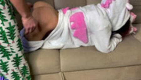 I fuck a fitness girl right by the window where people walk.