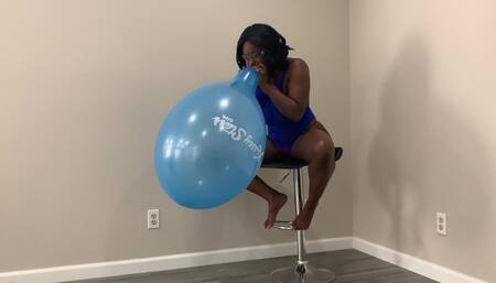 Balloon Pop w/ Blue 17' Kassey Starr BalloonÂ 
