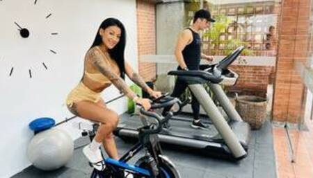 My new neighbor gives me his big load cum - Mariana Martix