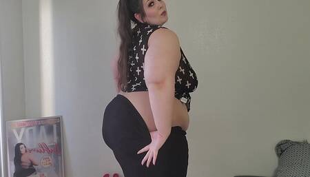 Ass Worship in Tights and Heels