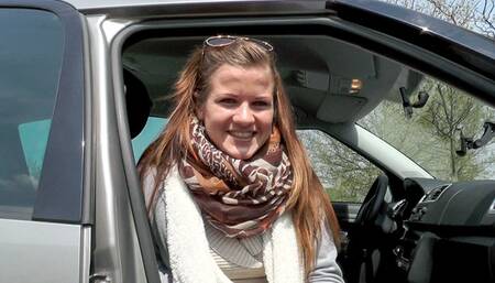 naj23 Jenny with her red slingbacks (mp4-HD)