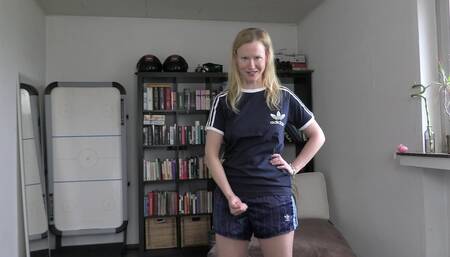 4K: Nach dem Sport beim wichsen erwischt!