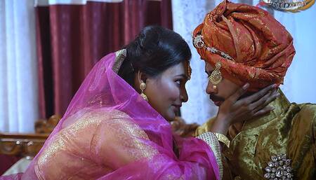 Landlord romantic softcore sex with her beautiful wife ( hindi audio )