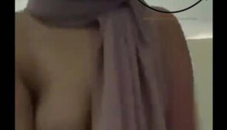 เด็กอิสลามขย่มหมอนทั้งผ้าคลุม Pillow Humping Pillow muslim girl Pussy Juice After School