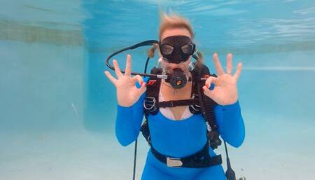 Aquaphilias- Kelli Curtis Sexy SCUBA instructor- Part 1