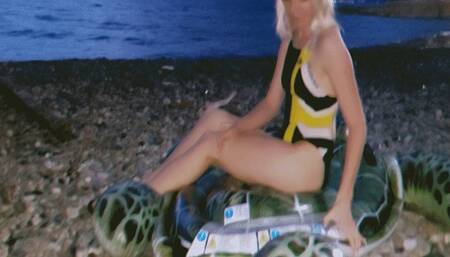 Alla finds an abandoned inflatable turtle and destroys it with a POP stick!!!