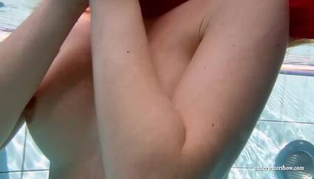 Small tits dirt with bonny hottie from Underwater Show