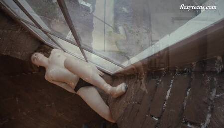 Flexy Teens featuring baby doll's brunette gymnast video