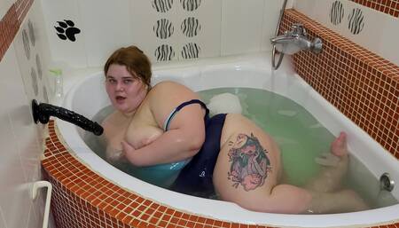 Please fuck me right in the bathroom in my huge oiled asshole