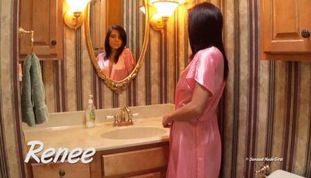 Renee 5 Minute 4K Nude Bathroom Tease